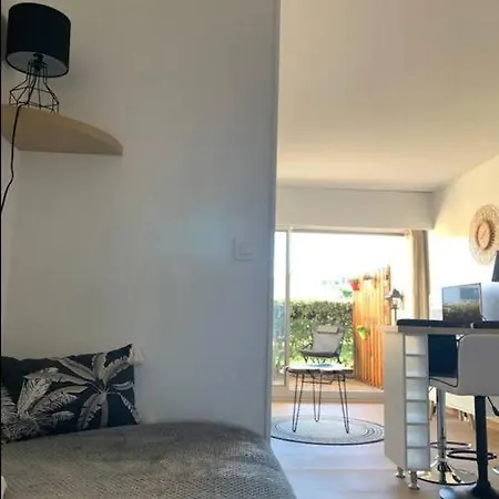 Studio Du Port Avec Terrasse, Parking Privatif, Piscine Dans Residence , Wifi, Menage Compris Andernos-les-Bains Exterior foto