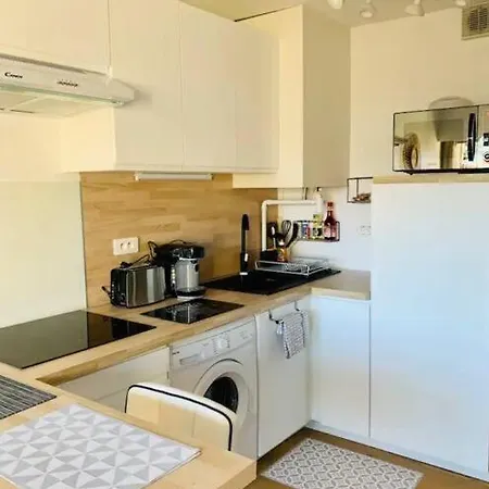 Studio Du Port Avec Terrasse, Parking Privatif, Piscine Dans Residence , Wifi, Menage Compris Andernos-les-Bains Exterior foto