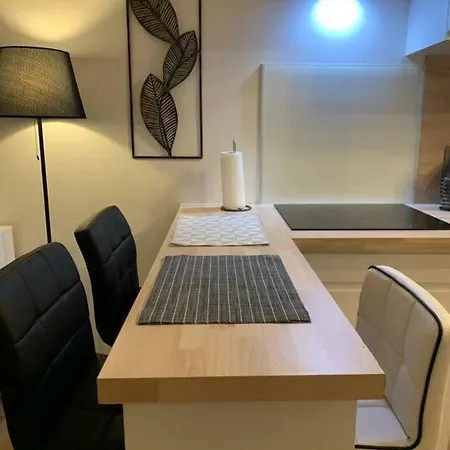 Studio Du Port Avec Terrasse, Parking Privatif, Piscine Dans Residence , Wifi, Menage Compris Andernos-les-Bains Exterior foto