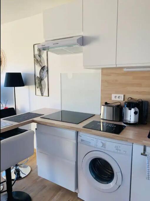 Du Port Avec Terrasse, Parking Privatif, Piscine Dans , Wifi, Menage Compris * Andernos-les-Bains